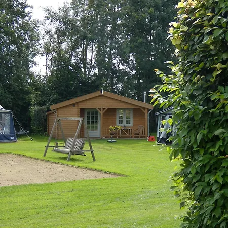 Luxe Blokhut Warnstee 度假居